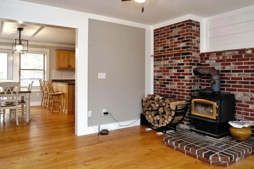 40 Todds Way Phippsburg ME 04562