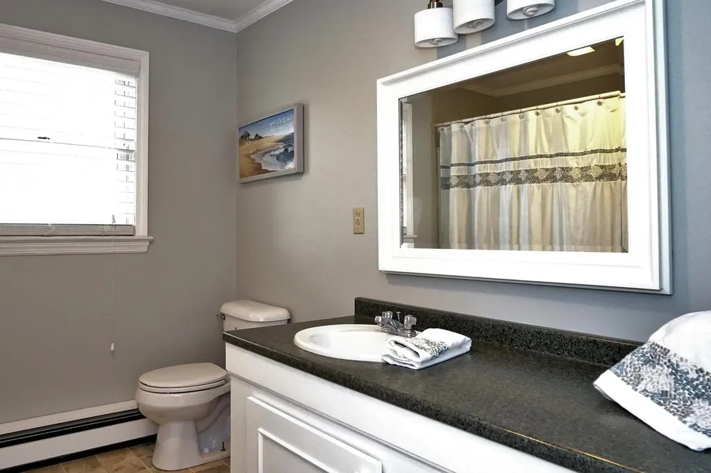 40 Todds Way Phippsburg ME 04562