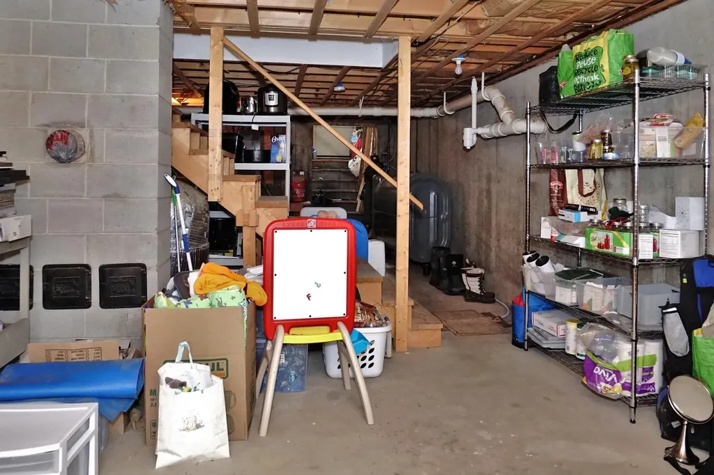 40 Todds Way Phippsburg ME 04562