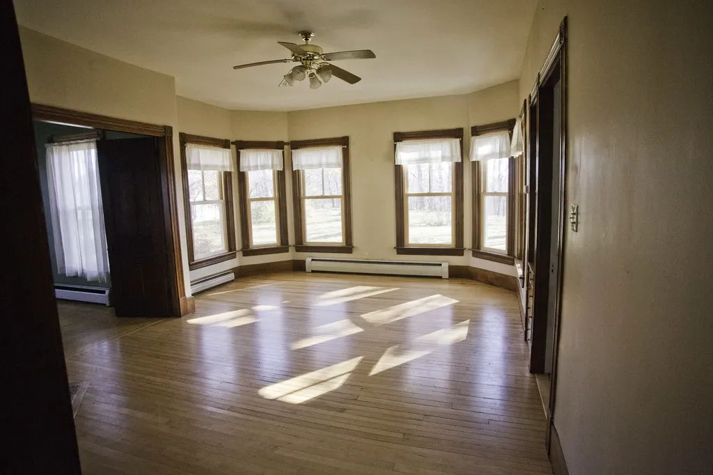 112 Hill Street Farmington ME 04938