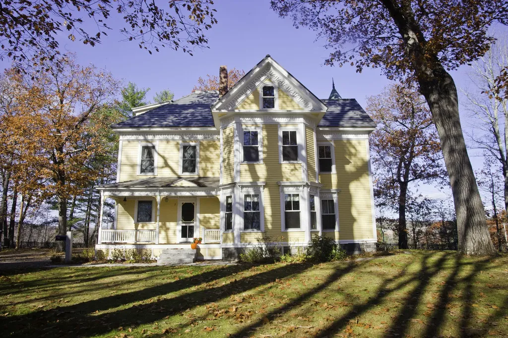 112 Hill Street Farmington ME 04938