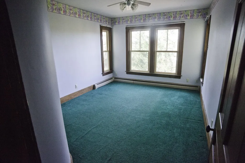 112 Hill Street Farmington ME 04938