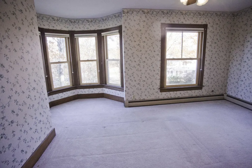 112 Hill Street Farmington ME 04938