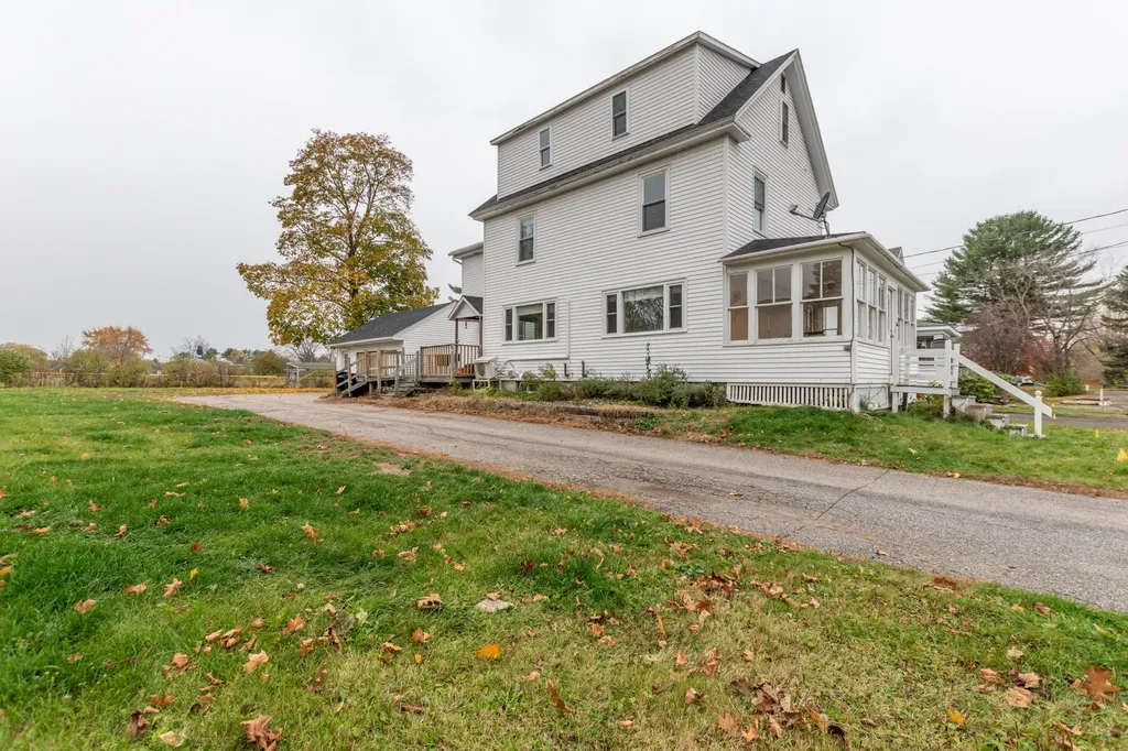 36 Rutland Street Bangor ME 04401