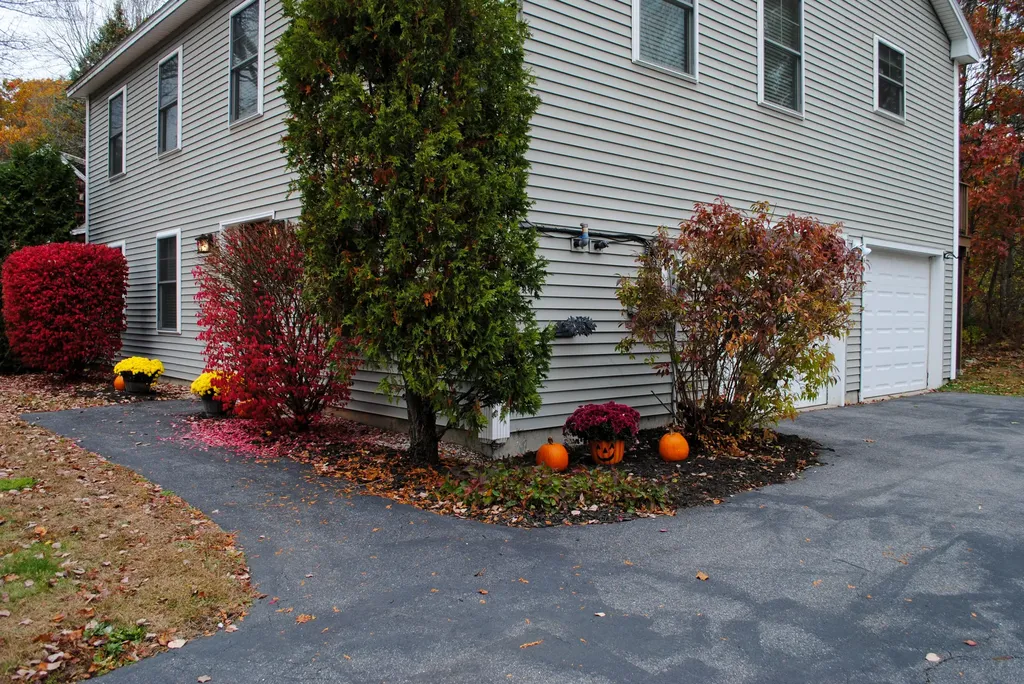 25 Broadway Portland ME 04103