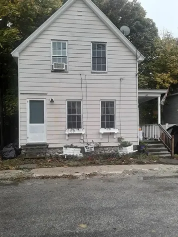 5 Moulton Court Sanford ME 04073