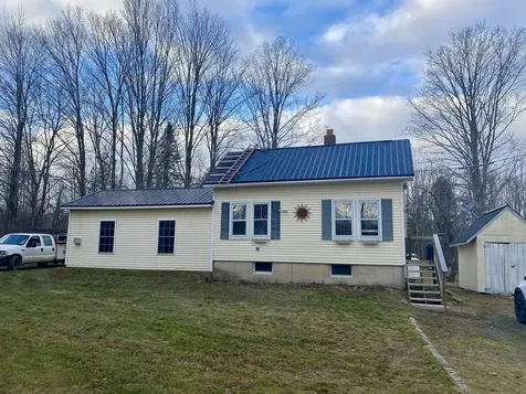 312 Williams Road Bradford ME 04410