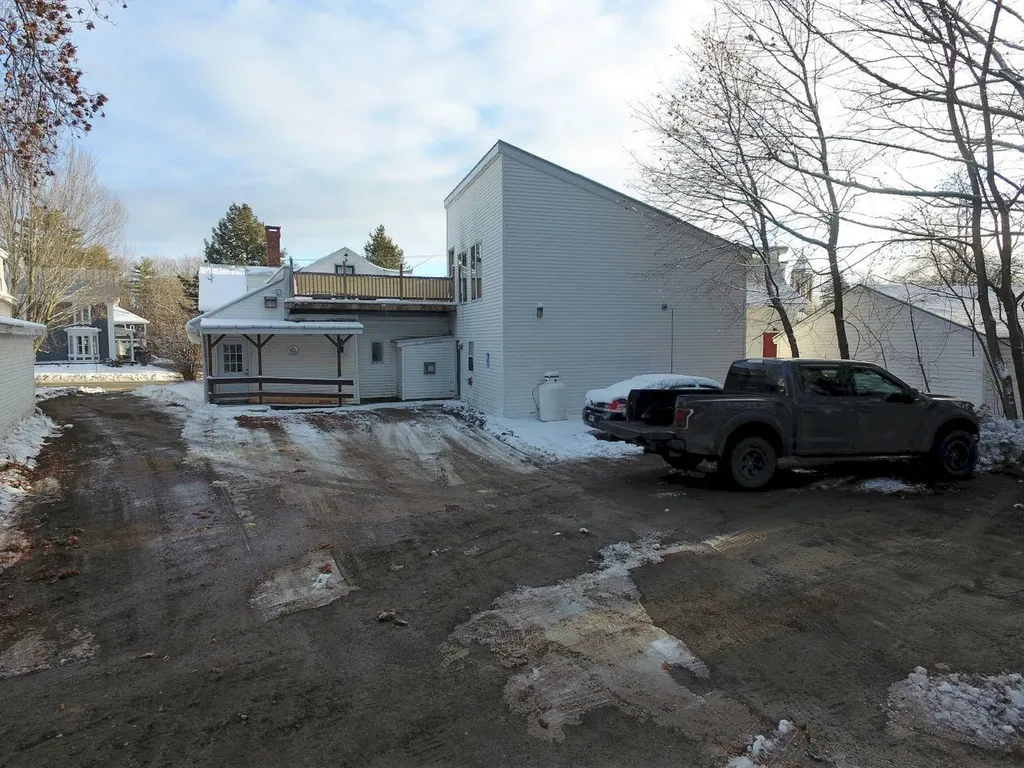 312 Water Street Skowhegan ME 04976
