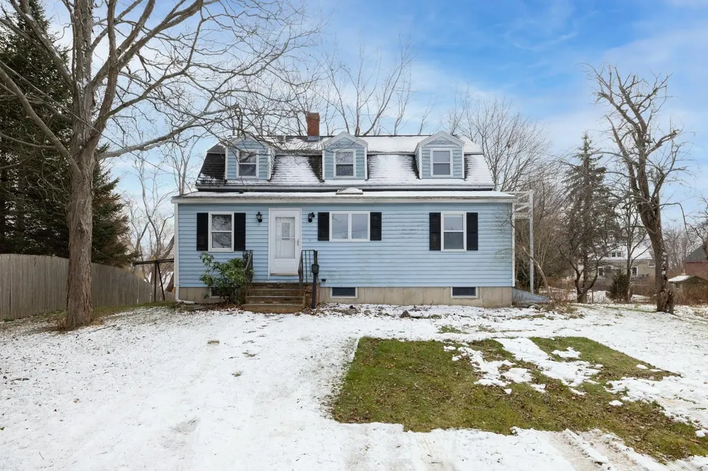 393 Main Street Eliot ME 03903