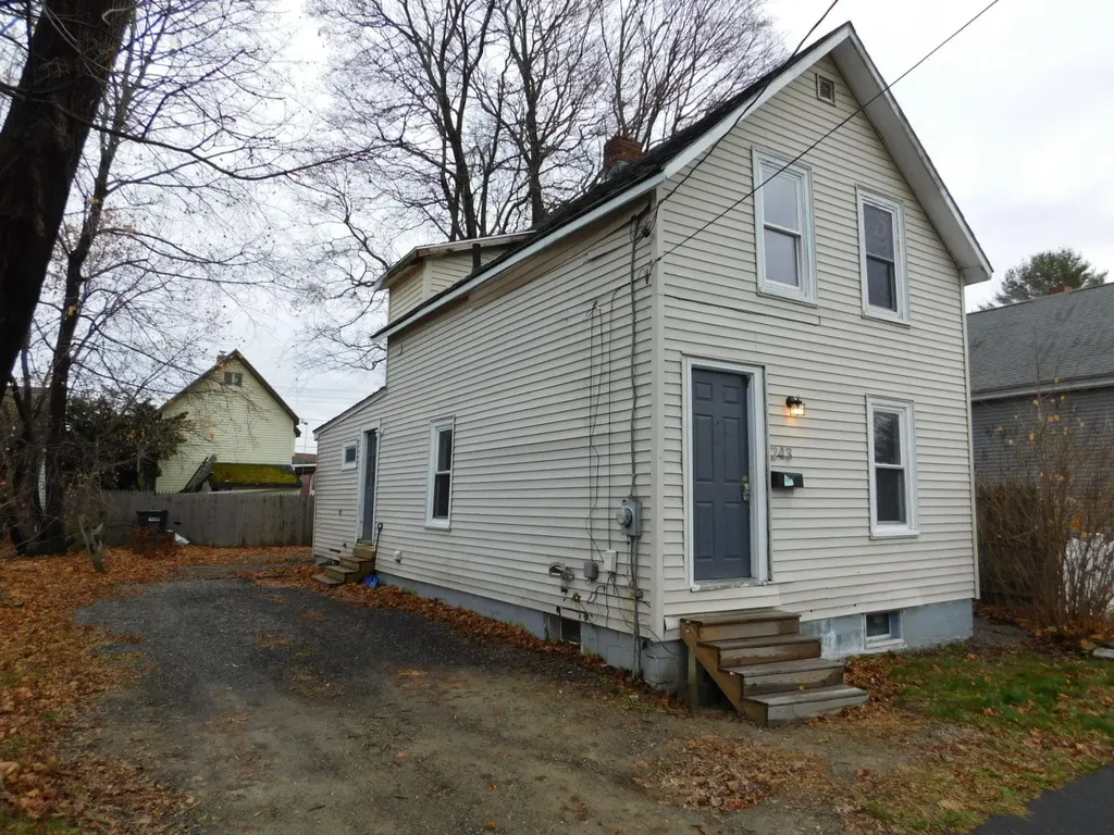 243 Pearl Street Bangor ME 04401