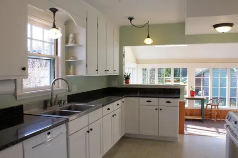 134 Oakdale Street Portland ME 04103