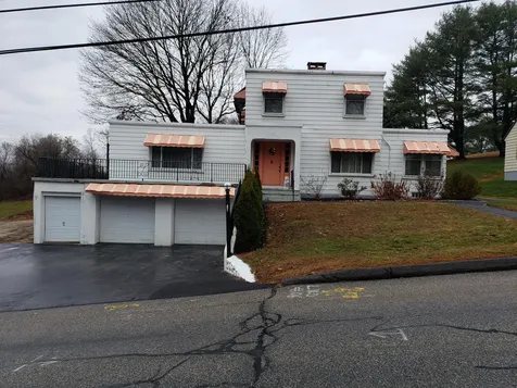 106 South Avenue Lewiston ME 04240
