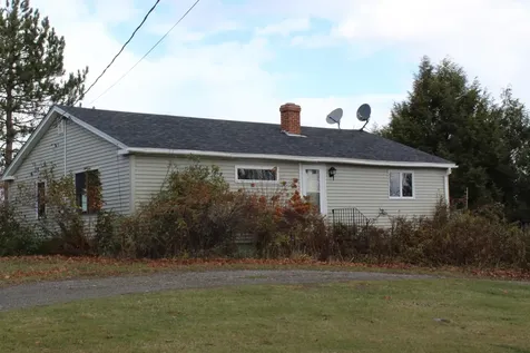 281 Belfast Road Northport ME 04849