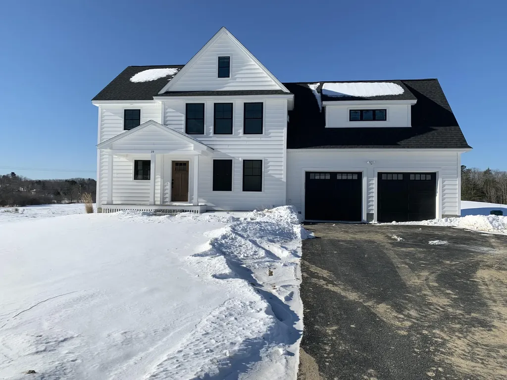 19 Seward Farm Lane Kittery ME 03904