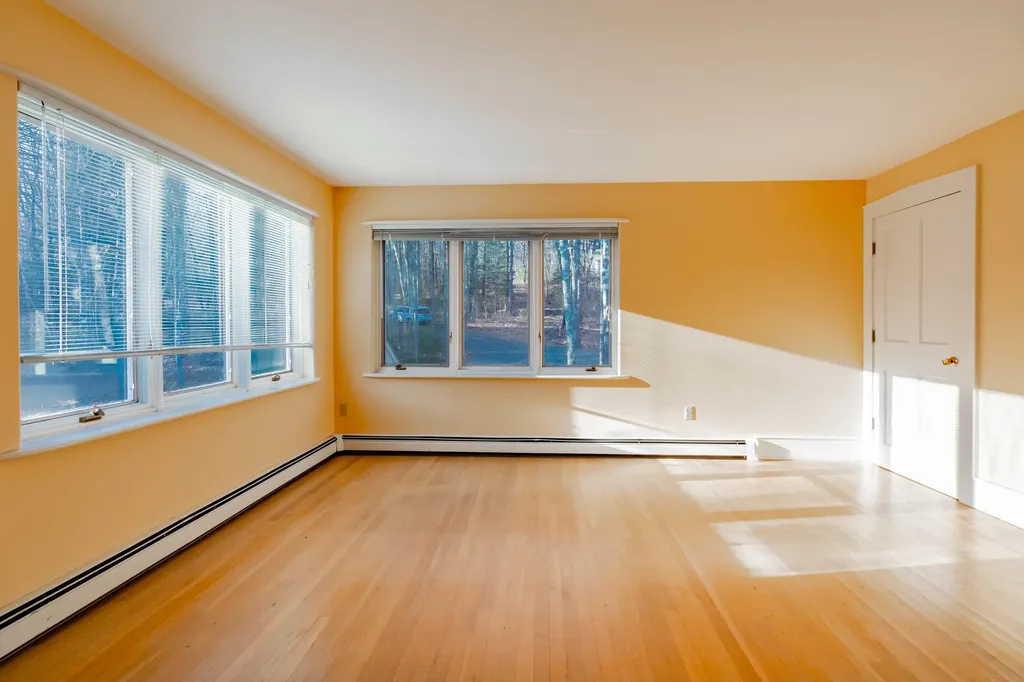 37 Fiddlehead Lane Topsham ME 04086