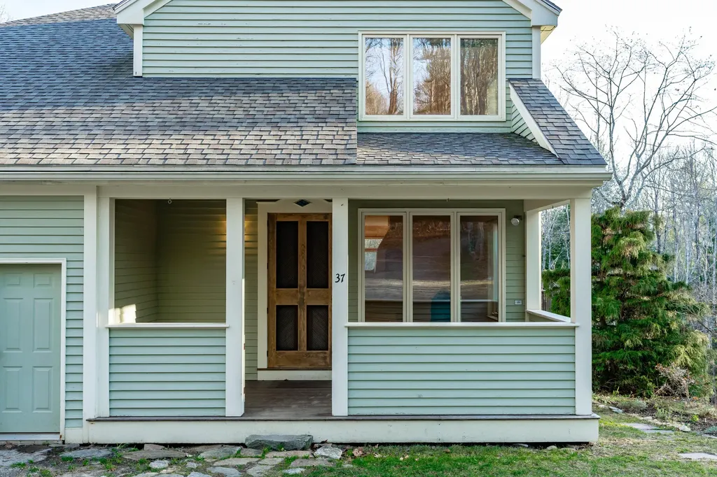 37 Fiddlehead Lane Topsham ME 04086