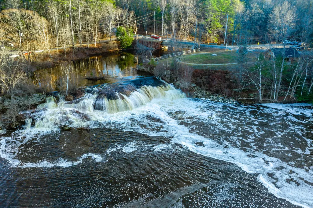 37 Fiddlehead Lane Topsham ME 04086