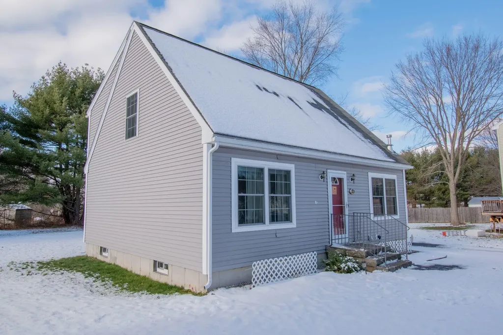 20 Ryan Road Saco ME 04072