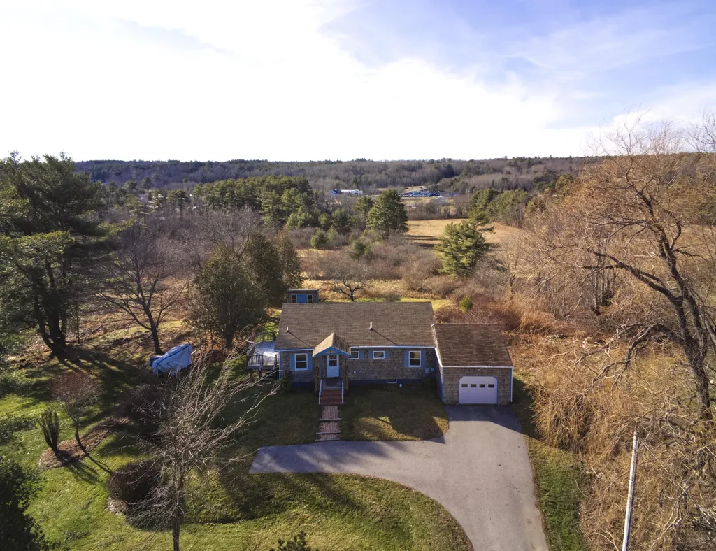 94 Depot Street Waldoboro ME 04572