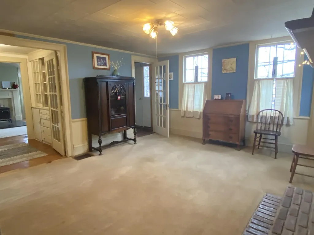 87 River Road Orrington ME 04474