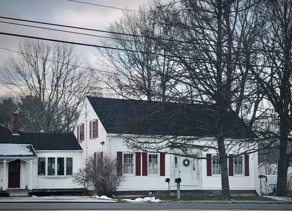 87 River Road Orrington ME 04474