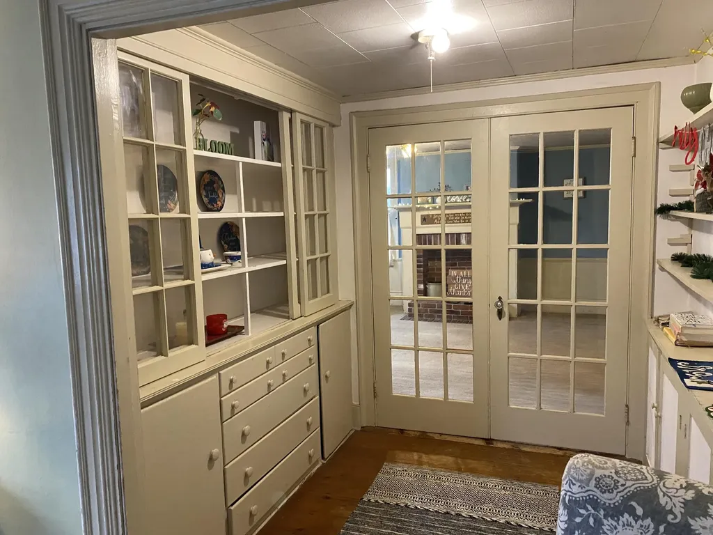 87 River Road Orrington ME 04474