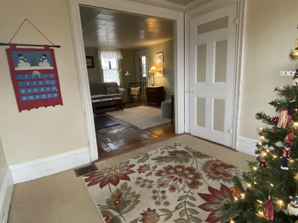 87 River Road Orrington ME 04474