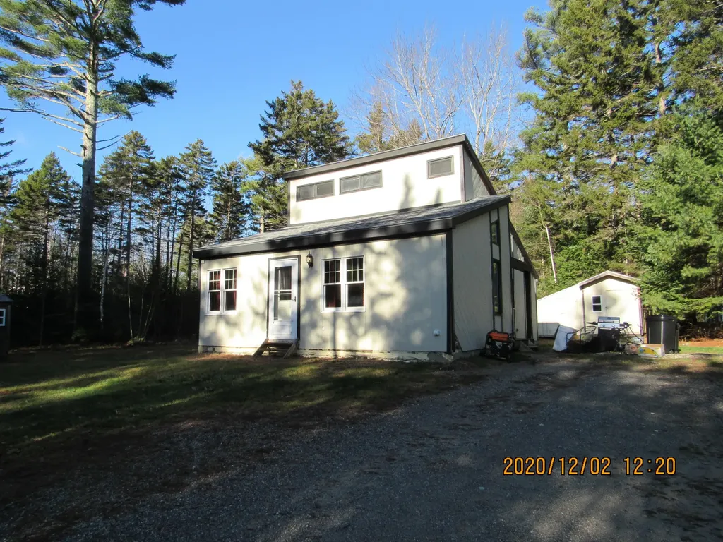 110 Woodland Avenue Warren ME 04864