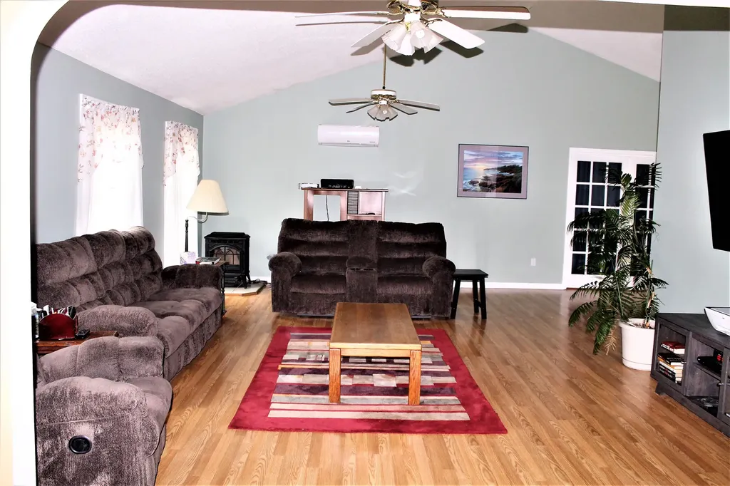 1418 State Street Veazie ME 04401