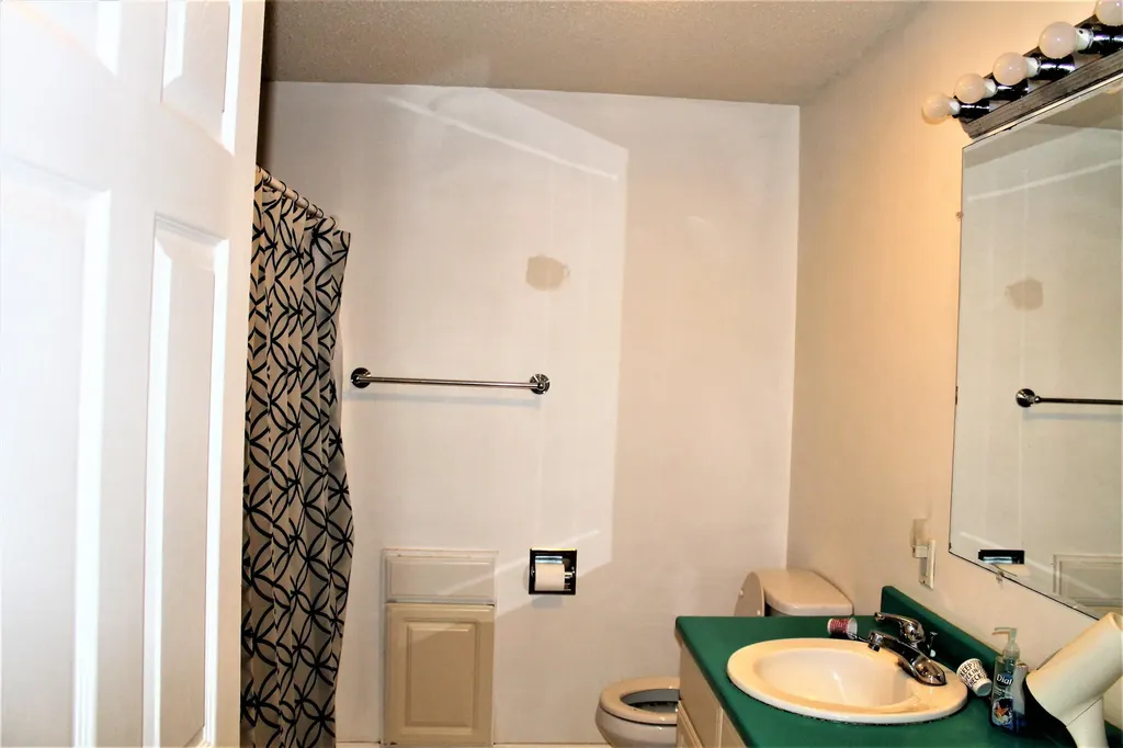 1418 State Street Veazie ME 04401