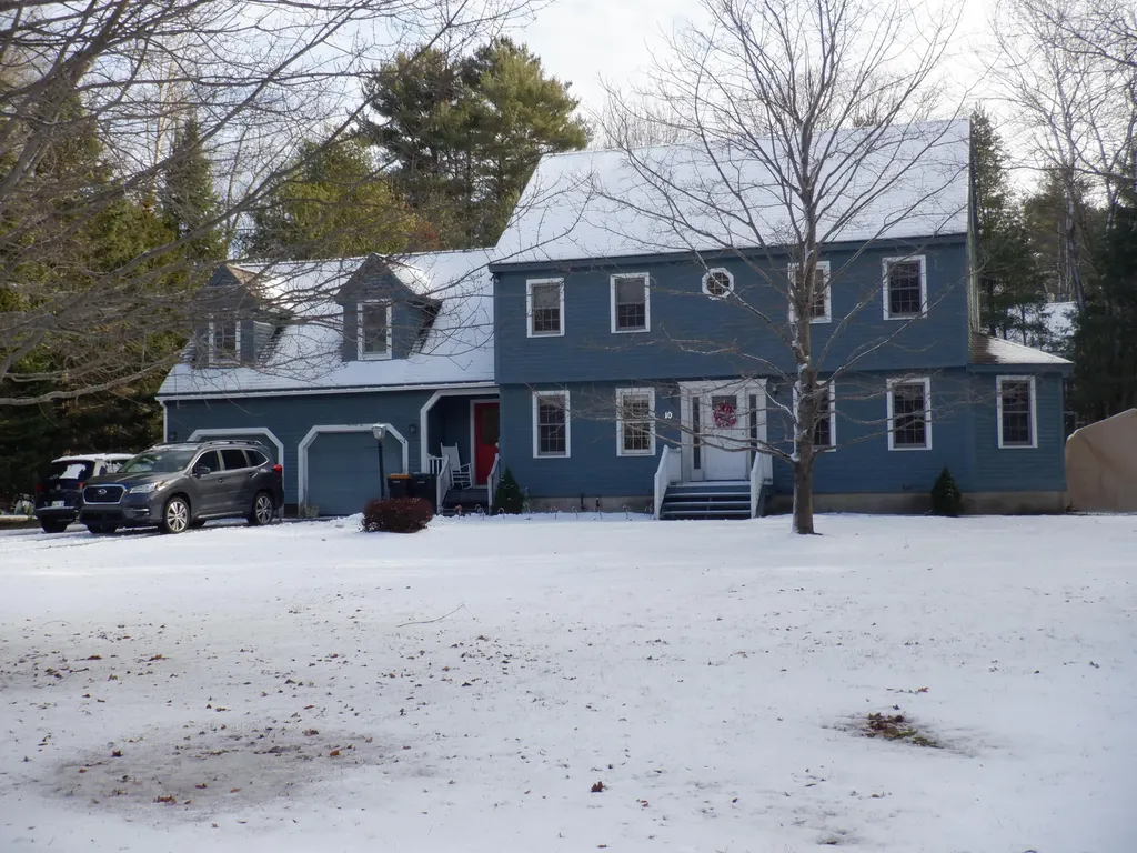 10 Liberty Bell Lane Scarborough ME 04074