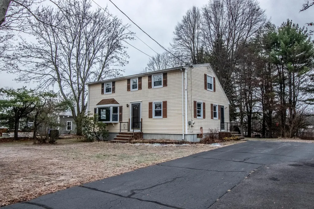 517 E Bridge Street Westbrook ME 04092