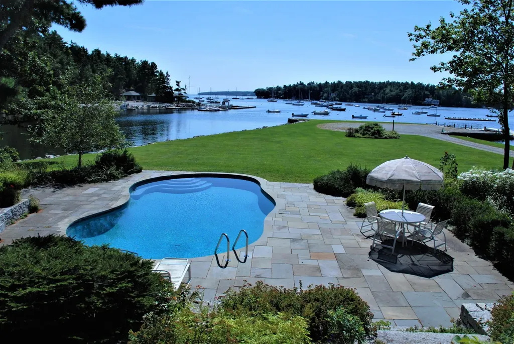 219 E East Blue Hill Road Blue Hill ME 04614