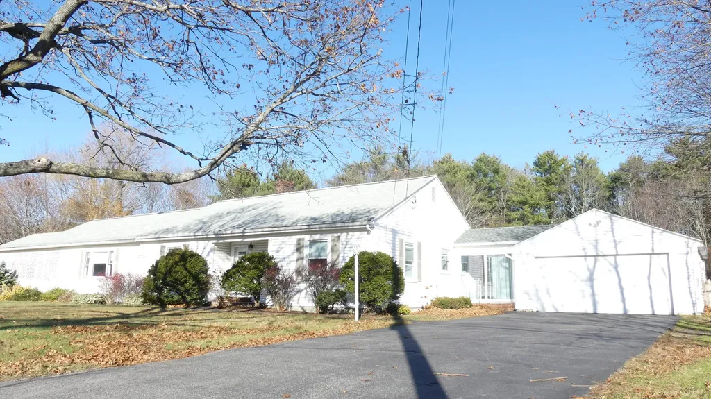 311 Bridgton Road Westbrook ME 04092