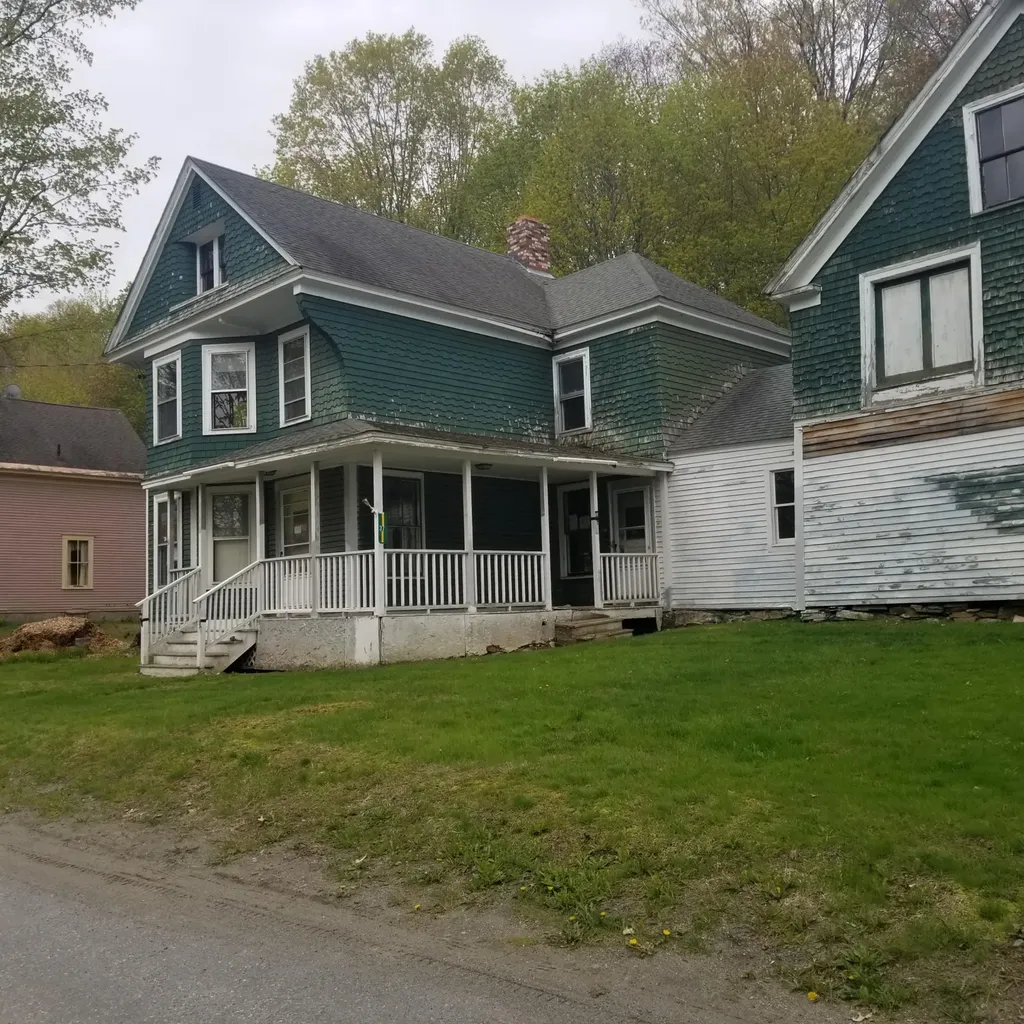 37 Highland Avenue Dexter ME 04930