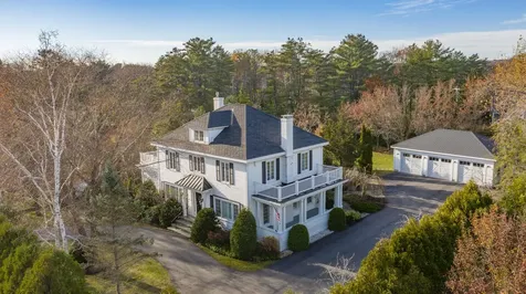 10 Foreside Road Falmouth ME 04105