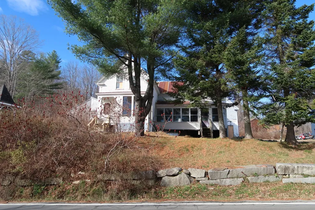 393 Pond Road Mount Vernon ME 04352