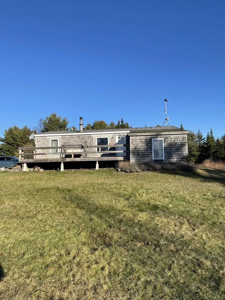 32 Edgewood Lane Brooksville ME 04617