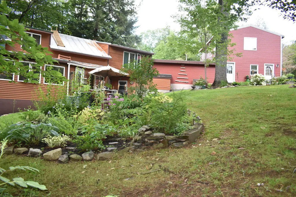 39 Brown Road Mercer ME 04957