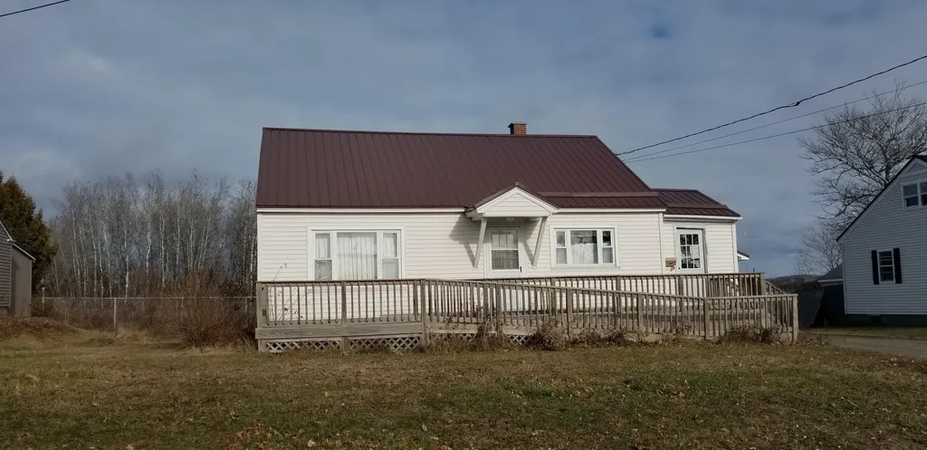 24 Glendale Road Caribou ME 04736