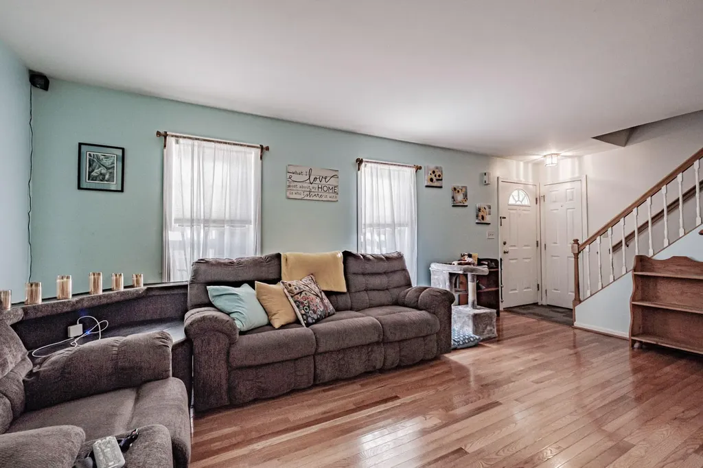 16 The Woods Road Union ME 04862