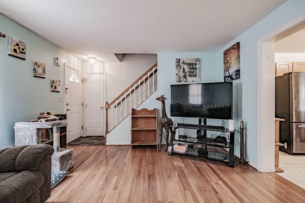 16 The Woods Road Union ME 04862