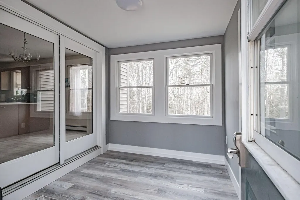 16 The Woods Road Union ME 04862