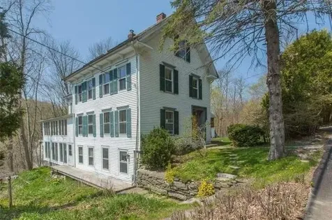 40 Main Street Rockport ME 04856