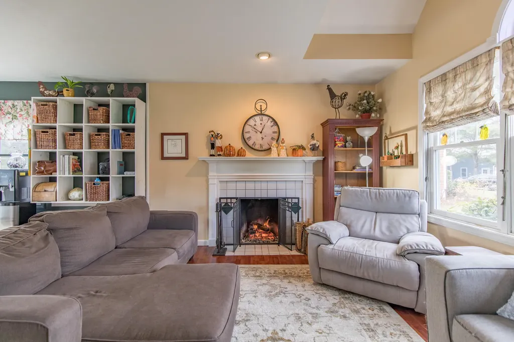 5 Chelsea Circle Saco ME 04072