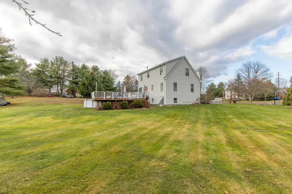 5 Chelsea Circle Saco ME 04072