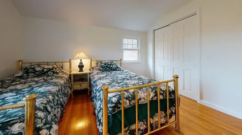 9 Hallmark Road Cumberland ME 04110