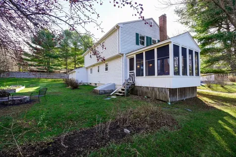 9 Hallmark Road Cumberland ME 04110