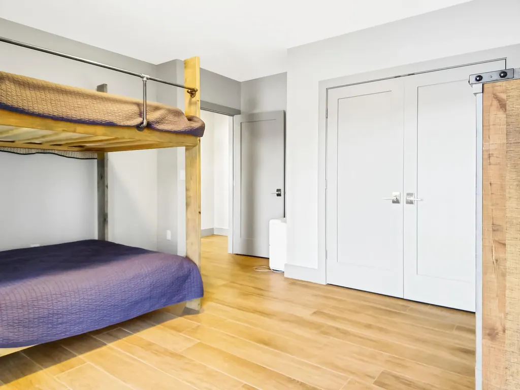 64 Mansir Lane Richmond ME 04357