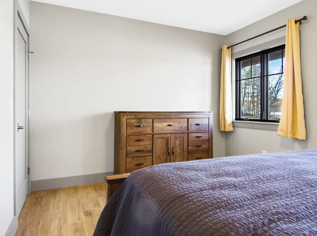 64 Mansir Lane Richmond ME 04357